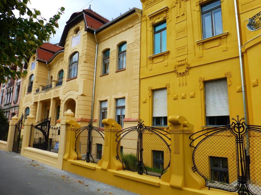 Konzul -Top Apartment, Strict Center, Parking Осиек Экстерьер фото